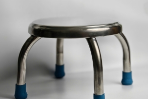 ghe-don-inox-thap-khong-kieng-mat-tron-28cm-cao-315cm-gon-nhe-tien-dung