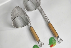 va-trung-cherry-14cm-vot-luoi-inox-long-sau-can-op-go-tien-dung