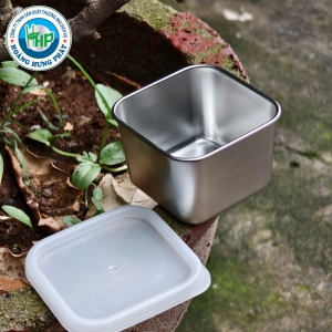 HỘP ĐỰNG NƯỚC CHẤM CHERRY INOX 304 180ML CÓ NẮP – THIẾT KẾ VUÔNG MINI, GỌN GÀNG, TIỆN DỤNG