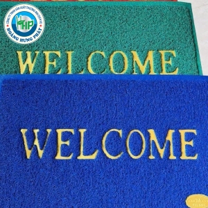 tham-nhua-trai-san-welcome-loai-1-kich-thuoc-lon-90cmx12m-nang-32kg